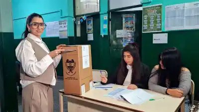 El voto de Marianella Lezama Hid y su advertencia sobre lo que viene para Santiago