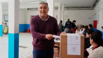 El voto de Nediani en La Banda: su mensaje a los vecinos y la cifra de participación que espera