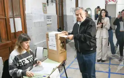 El día que Mario Benavente marcó su boleta y encendió un mensaje para todos los santiagueños