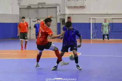 La fase decisiva del futsal barilochense arranca este domingo: ¿quiénes avanzarán a semifinales?
