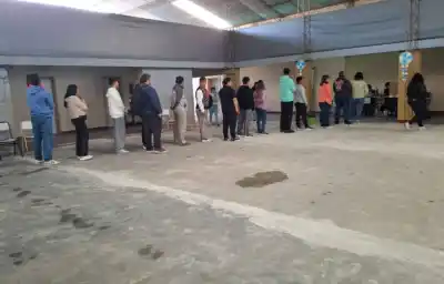 Selva elige: más del 54% del padrón ya sufragó y la jornada transcurre con reclamos
