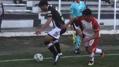 El once de Cipolletti para su estreno en la zona campeonato: la sorpresa de Enríquez que nadie esperaba