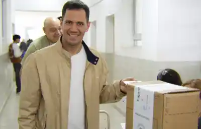 El candidato del Frente Encuentro Cívico emitió su voto en Frías y dejó un mensaje que genera expectativa