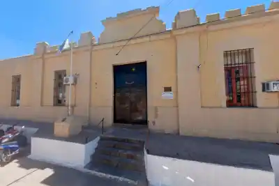 Tensa siesta en la cárcel de Victoria: una pelea entre presos terminó con un colchón en llamas