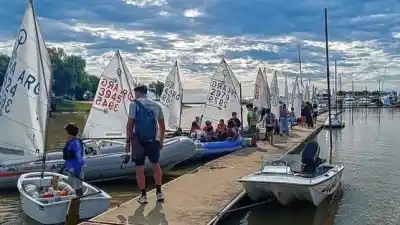El río se llena de velas: el Gran Prix del Litoral llega a Paraná con cientos de embarcaciones