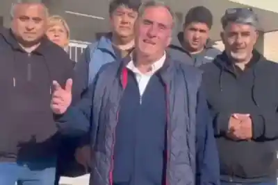 El voto de Sebastián Peuser en Ojo de Agua y su mensaje a los vecinos