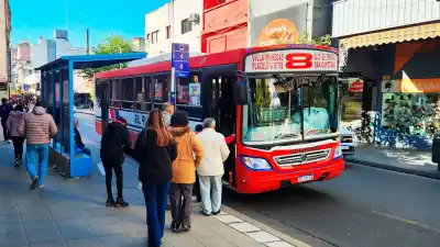 El boleto en Tucumán subió 79% en un año y superó a la inflación