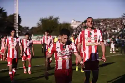 El Santo toca fondo: quedó afuera del Reducido y su efectividad es la peor desde el descenso