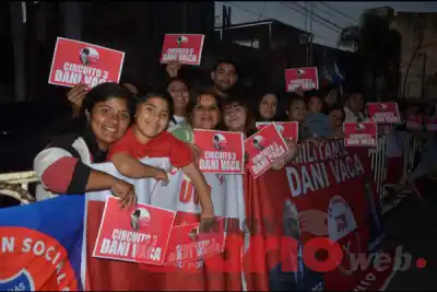 Militantes del Frente Cívico coparon las calles en una jornada electoral que dejó postales inolvidables