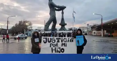 A dos meses de su muerte, la familia de Gabriel Trujillo marchó en Caleta Olivia con un pedido que estremece