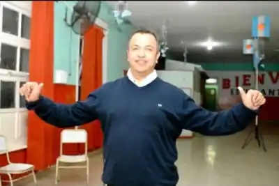 Mario Cantoni logró la reelección en Tintina y el oficialismo festejó en las calles