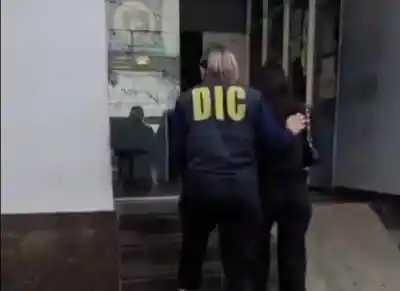 Discusión fatal en Resistencia: una mujer apuñaló a su pareja y lo mató
