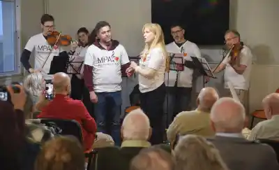 Conciertos que sanan: así fue la emotiva presentación de “Música para el Alma” en un hogar de mayores