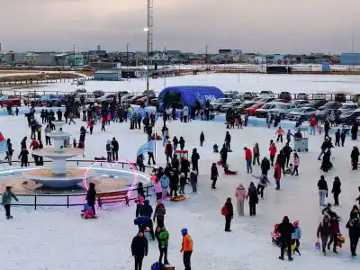 ¿Cómo hizo Río Grande para llenar su pista de hielo durante el invierno?