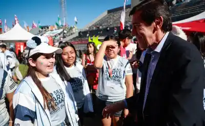 El estadio explotó de juventud: Sadir vivió el cierre del Finde Estudiantil 2026