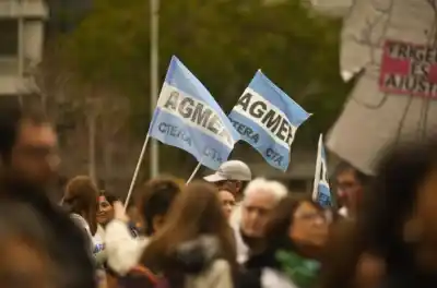 Docentes de Agmer se pliegan al paro nacional: ¿qué reclaman?