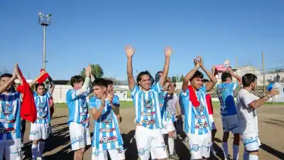 Doble festejo en el Malvinas Argentinas: Liberal es de Primera y Tesorieri va al Regional