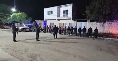 Fiesta clandestina en Villa Saavedra: 60 personas y un detalle que complicó a la organizadora