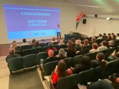 Brinkmann abre inscripciones para un curso de Anfitrión Turístico que inicia hoy