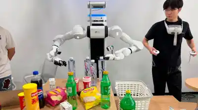 Robots que cuidan ancianos, limpian baños y hasta llegan a Buenos Aires: así entrena China a sus máquinas con IA