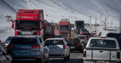 Tras el temporal de nieve, habilitaron de nuevo el acceso a Las Leñas