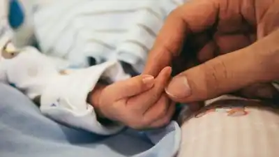 Impactante caso en Chilecito: una bebé de dos meses dio positivo en un examen toxicológico por cocaína
