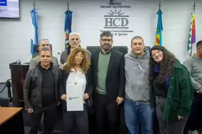 El último adiós a un referente: declaran Ciudadano Ilustre al periodista Carlos Taphanel en Quilmes