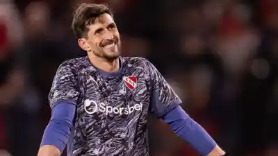 Lunes de fútbol: los partidos imperdibles y cómo verlos en vivo