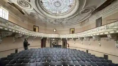El misterio de la sala cerrada: la Biblioteca Popular de Paraná busca resucitar su teatro