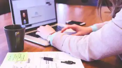 ANSES mueve las fechas de cobro por el feriado del 17 de agosto: quiénes cobran antes