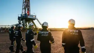 Dos gigantes energéticos apuestan todo al gas de Vaca Muerta con inversiones millonarias