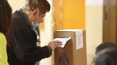 Jujuy evalúa desdoblar sus elecciones y adelantar los comicios provinciales