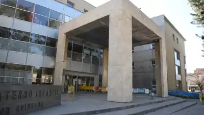 Llegó al hospital con su bebé sin vida: la autopsia reveló la causa de la muerte de un recién nacido en Jujuy