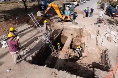 La millonaria obra de saneamiento que transformará Cruz del Eje ya superó el 21% de avance