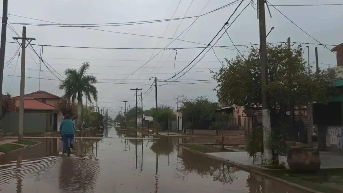 Calles anegadas en el sudeste de Santiago del Estero