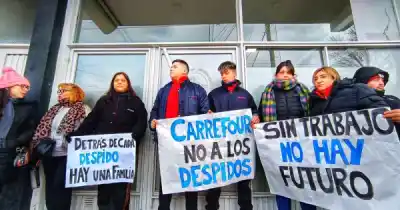 Reubicación o conflicto: la Justicia laboral frena los despidos de Carrefour en Río Gallegos