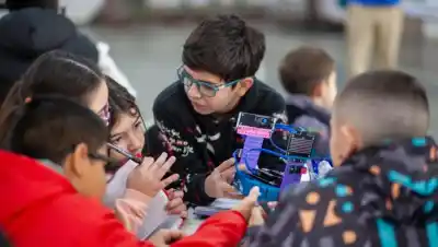 ¿Qué se esconde detrás del encuentro que une a empresas y escuelas en Neuquén?