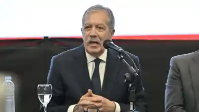 Elías Suárez lanza un sistema clave para los docentes: ¿Qué cambia para los jóvenes sin cargo?