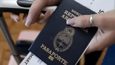 Sacar el DNI o el pasaporte se volvió un lujo: los nuevos valores que entran en vigencia y te van a sorprender
