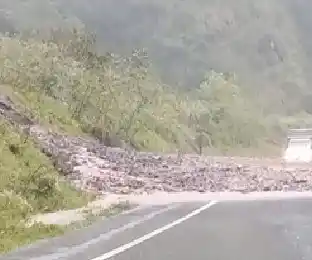 La ruta a Tafí del Valle quedó sepultada: el temporal deja una postal desoladora en Tucumán