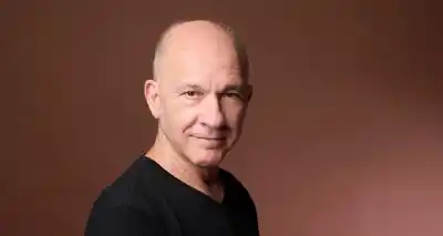 Darío Grandinetti vuelve a Rosario: la obra que estrena a 50 años de su debut y su deseo de que Daulte lo dirija para siempre