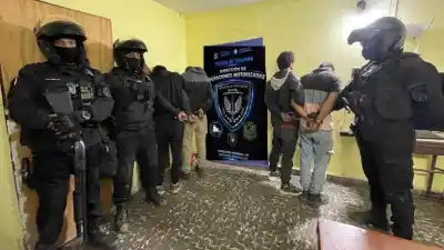 Salía de un boliche, resistió un robo y terminó sin su celular: los acusados cayeron a los minutos