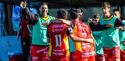 Volvió el Flaco: el emotivo regreso de Donatti a Boca Unidos después de tres años