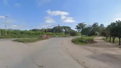Con 2,67 de alcohol en sangre chocó a una moto y dejó a dos jóvenes heridos en Alto Comedero