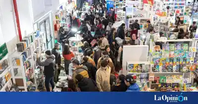 El fenómeno que superó todas las expectativas: la Feria del Libro de Comodoro ya convocó a más de 30 mil personas