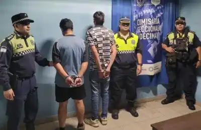 Villa 9 de Julio: dos hombres aprehendidos tras la muerte de un joven con un pasado que sorprende