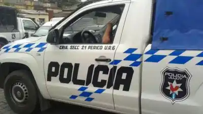 Allanamientos en Perico: la policía secuestró armas y busca a una mujer prófuga