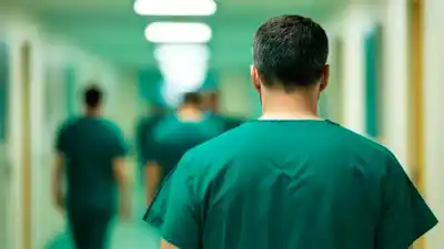 El insólito momento que vivió una mujer en un hospital mientras acompañaba a un familiar
