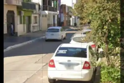 Allanamientos simultáneos en Corrientes: secuestran computadoras y cajas con documentos en dos estudios contables