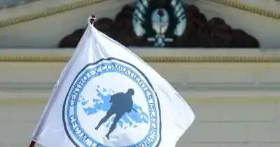 Alertan por estafa con cursos truchos de Malvinas: venden certificados que prometen puntaje docente